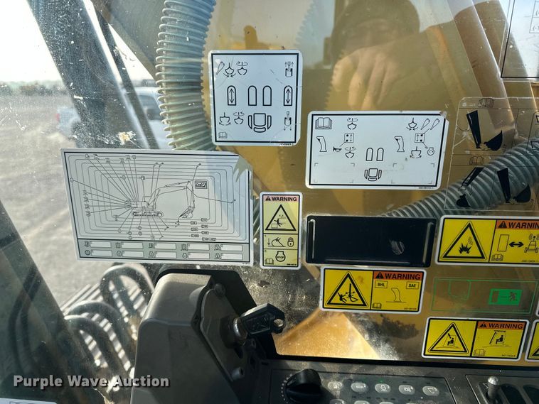 image for item EE4465 2014 Caterpillar 320EL excavator