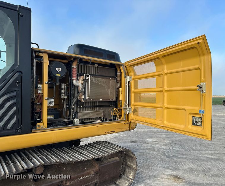 image for item EE4465 2014 Caterpillar 320EL excavator