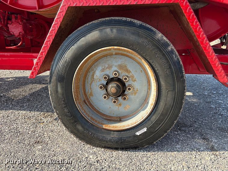 image for item EE4468 2013 Brenco 4D36-36 cable puller