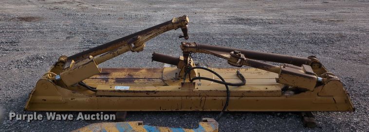 image for item EE4469 Caterpillar D8-A dual tilt dozer blade