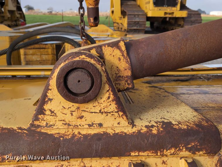 image for item EE4469 Caterpillar D8-A dual tilt dozer blade