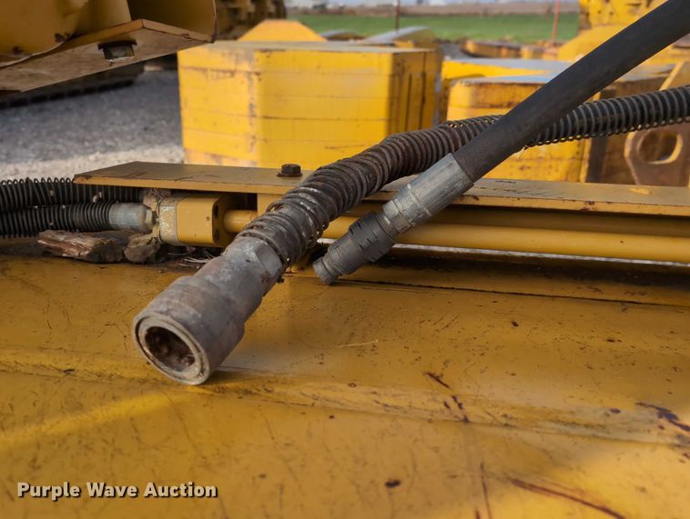 image for item EE4469 Caterpillar D8-A dual tilt dozer blade