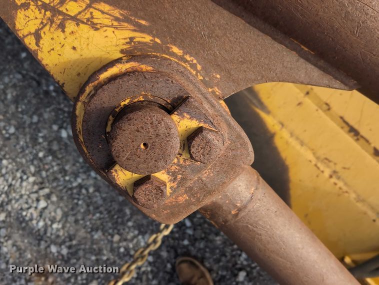 image for item EE4470 Caterpillar dozer blade