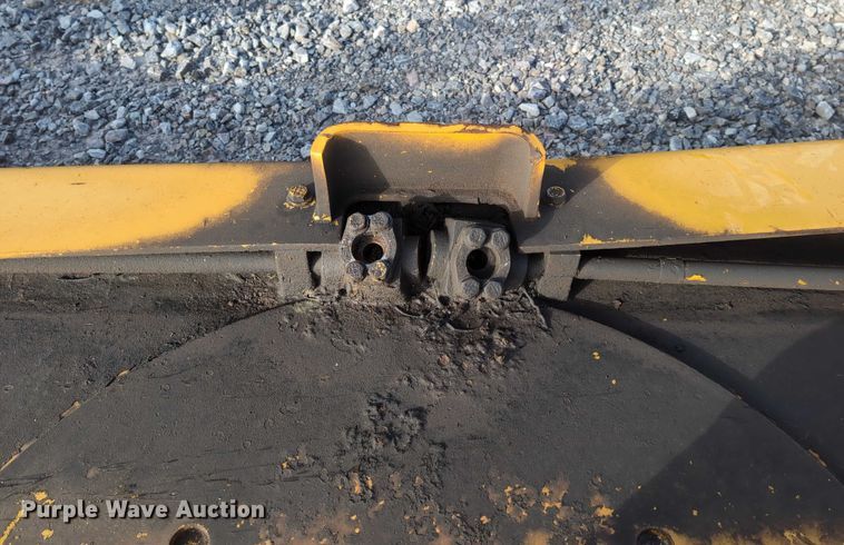 image for item EE4470 Caterpillar dozer blade