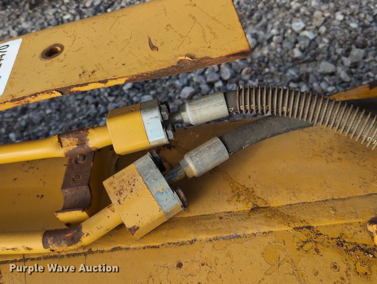 image for item EE4470 Caterpillar dozer blade