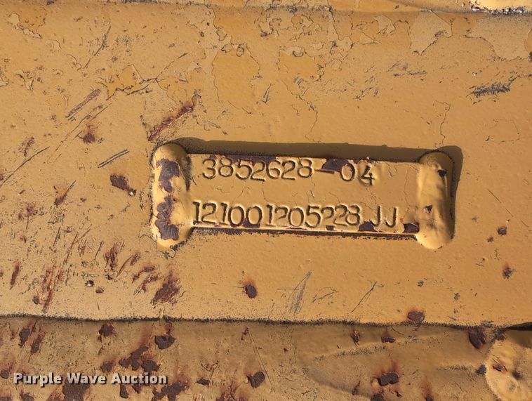 image for item EE4470 Caterpillar dozer blade