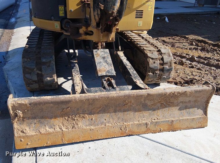 image for item EE5004 2022 Caterpillar 303 CR mini excavator