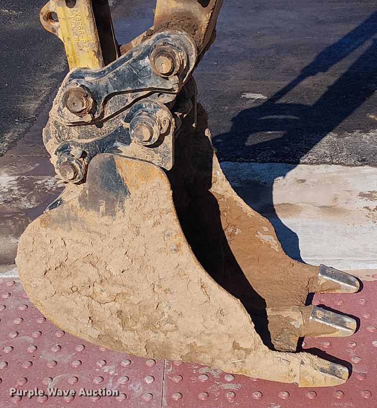 image for item EE5004 2022 Caterpillar 303 CR mini excavator