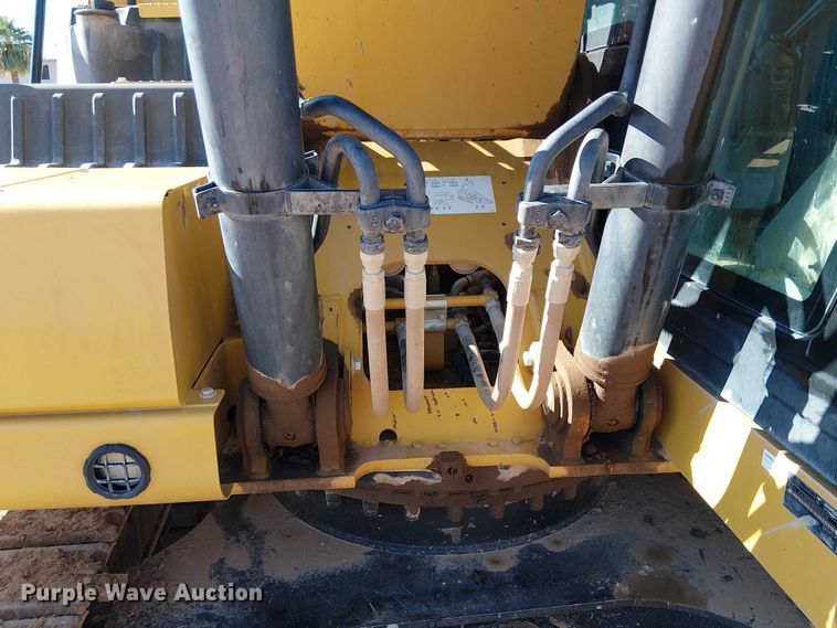 image for item EE5006 2021 Caterpillar 320 excavator