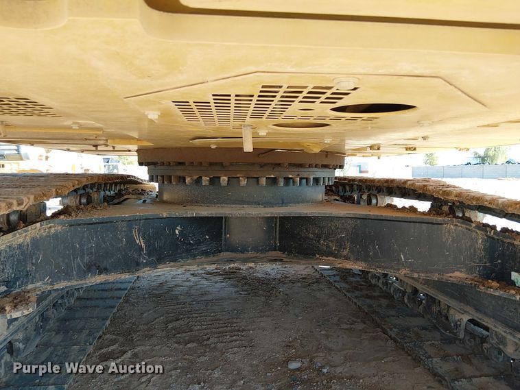 image for item EE5006 2021 Caterpillar 320 excavator