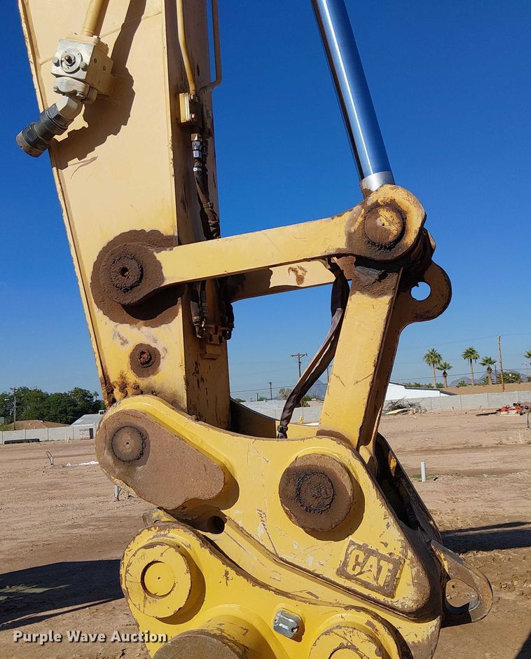 image for item EE5006 2021 Caterpillar 320 excavator