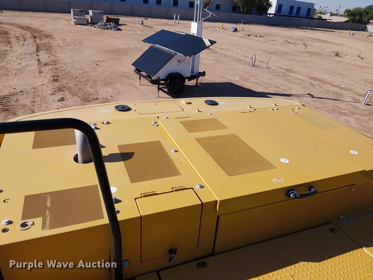 image for item EE5006 2021 Caterpillar 320 excavator