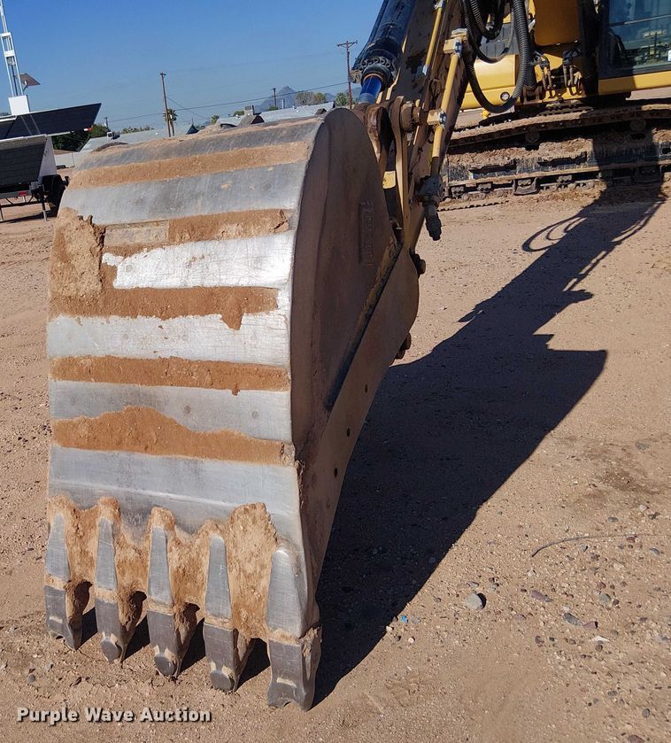 image for item EE5006 2021 Caterpillar 320 excavator