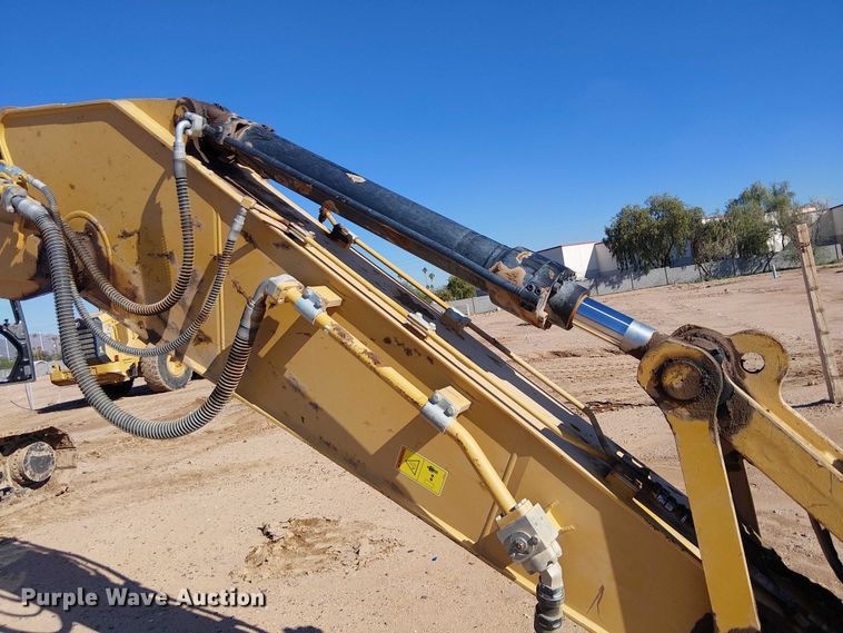 image for item EE5006 2021 Caterpillar 320 excavator