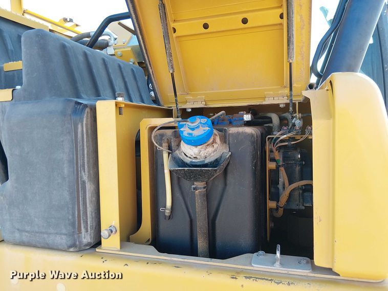 image for item EE5006 2021 Caterpillar 320 excavator