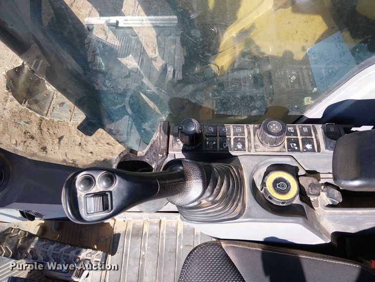 image for item EE5006 2021 Caterpillar 320 excavator