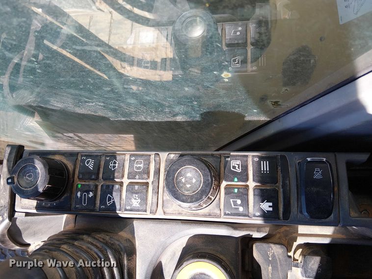 image for item EE5006 2021 Caterpillar 320 excavator