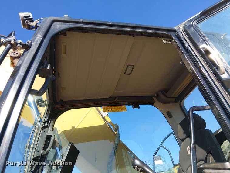 image for item EE5006 2021 Caterpillar 320 excavator