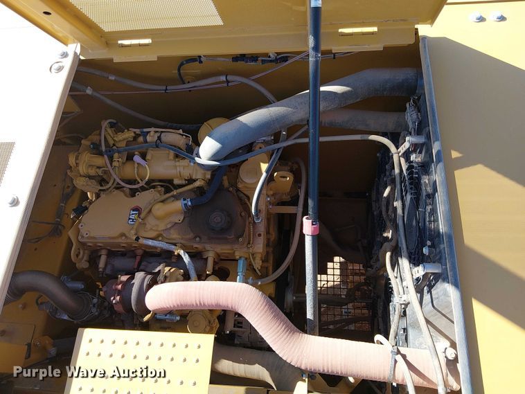 image for item EE5006 2021 Caterpillar 320 excavator