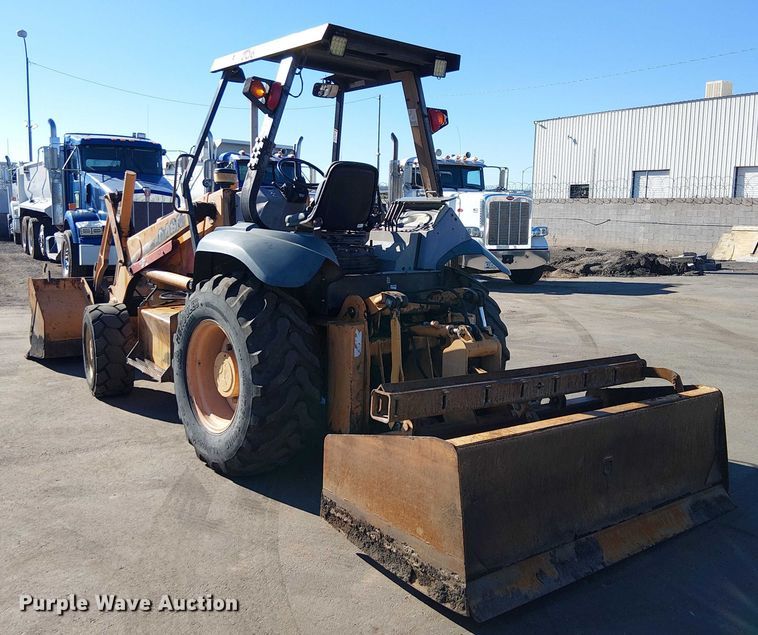 image for item EE5012 2004 Case 570 MXT landscape tractor