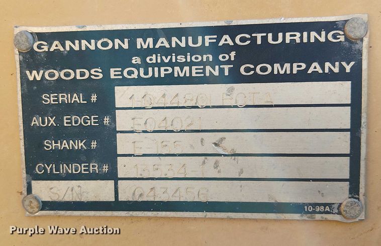 image for item EE5012 2004 Case 570 MXT landscape tractor