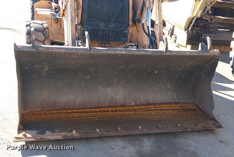 image for item EE5012 2004 Case 570 MXT landscape tractor