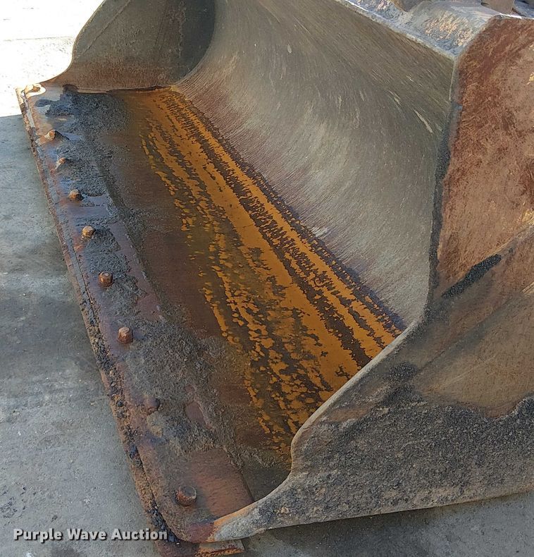 image for item EE5012 2004 Case 570 MXT landscape tractor