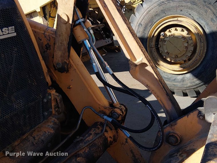 image for item EE5012 2004 Case 570 MXT landscape tractor