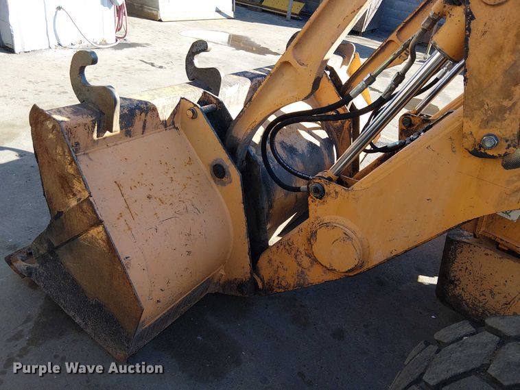 image for item EE5012 2004 Case 570 MXT landscape tractor