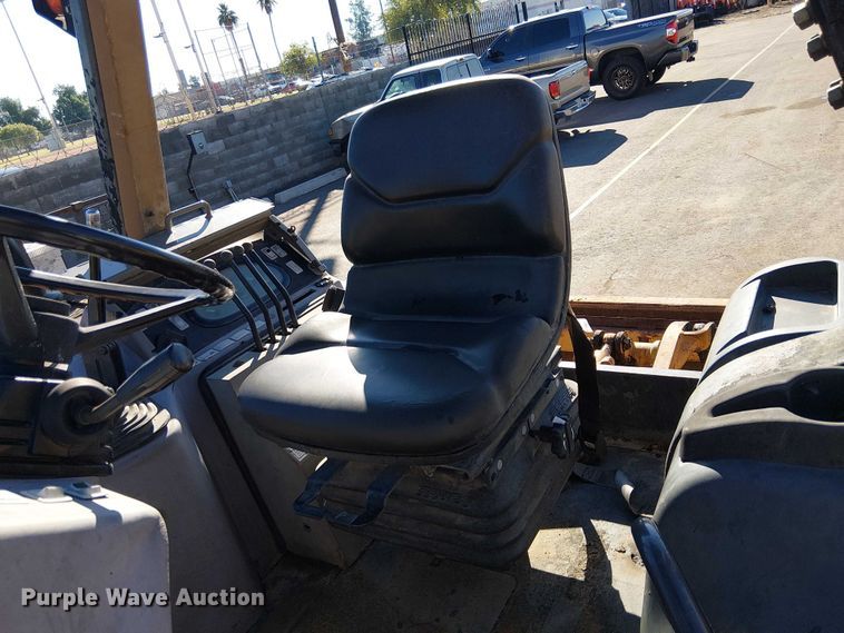 image for item EE5012 2004 Case 570 MXT landscape tractor