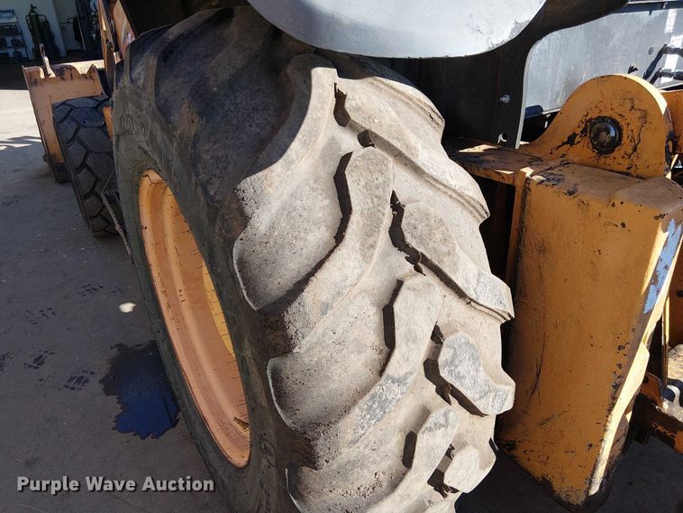 image for item EE5012 2004 Case 570 MXT landscape tractor