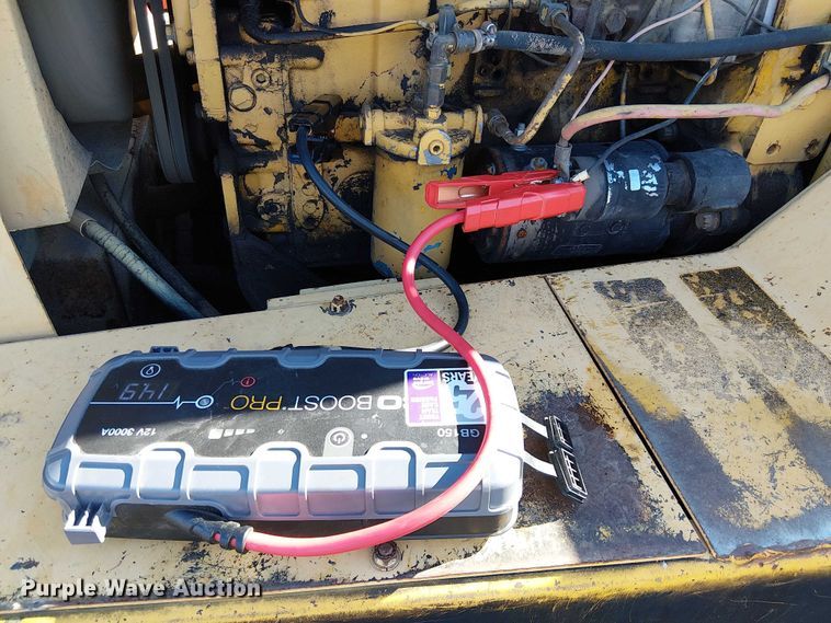 image for item EE5013 1973 Hyster 9WR pneumatic roller