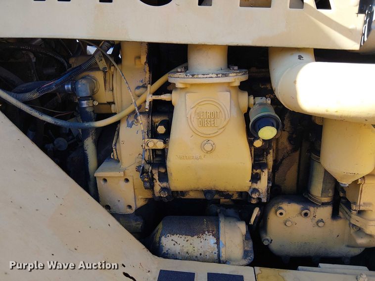 image for item EE5013 1973 Hyster 9WR pneumatic roller