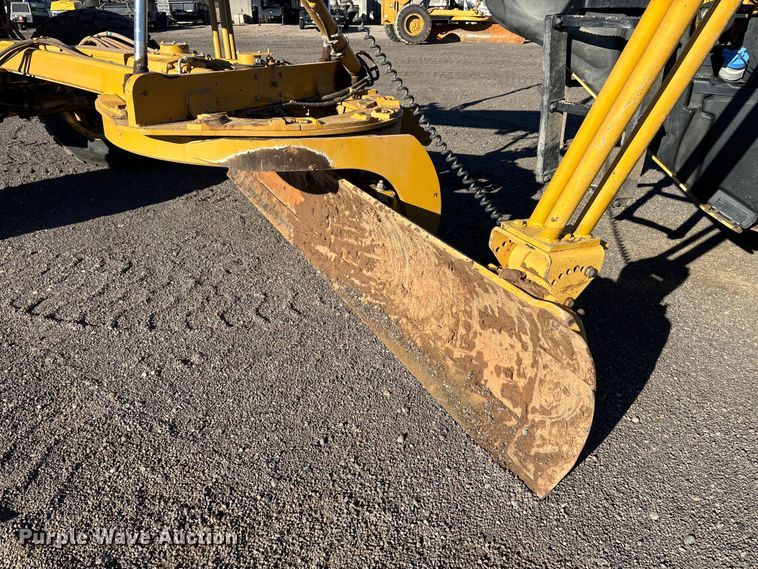 image for item EE5014 2019 Caterpillar 12M3 motor grader