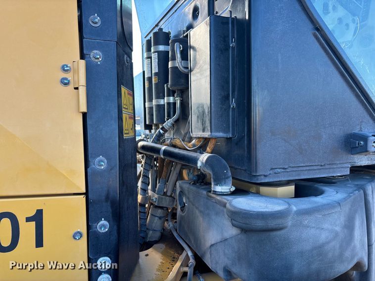 image for item EE5014 2019 Caterpillar 12M3 motor grader