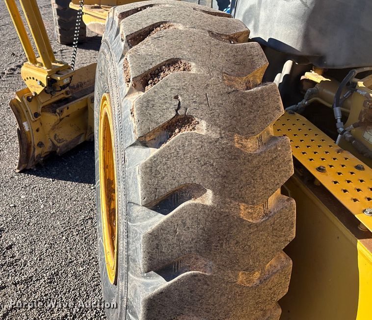 image for item EE5014 2019 Caterpillar 12M3 motor grader