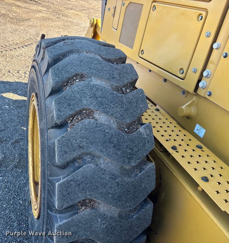 image for item EE5014 2019 Caterpillar 12M3 motor grader