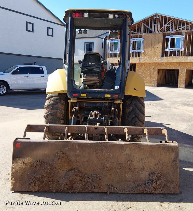 image for item EE5015 2020 Caterpillar 415F2IL landscape tractor