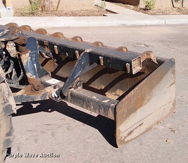 image for item EE5015 2020 Caterpillar 415F2IL landscape tractor