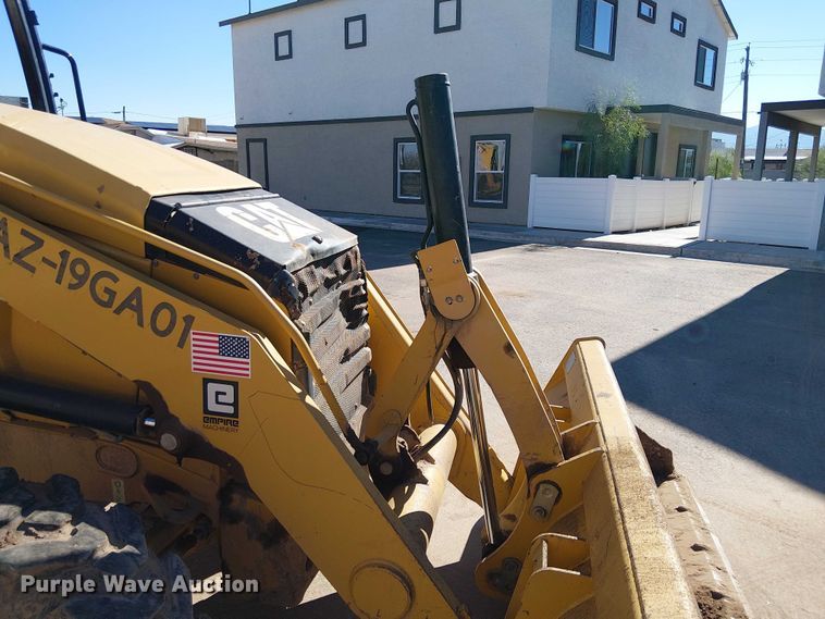 image for item EE5015 2020 Caterpillar 415F2IL landscape tractor