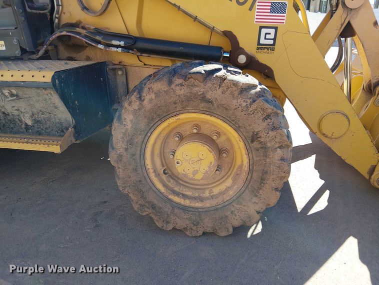 image for item EE5015 2020 Caterpillar 415F2IL landscape tractor