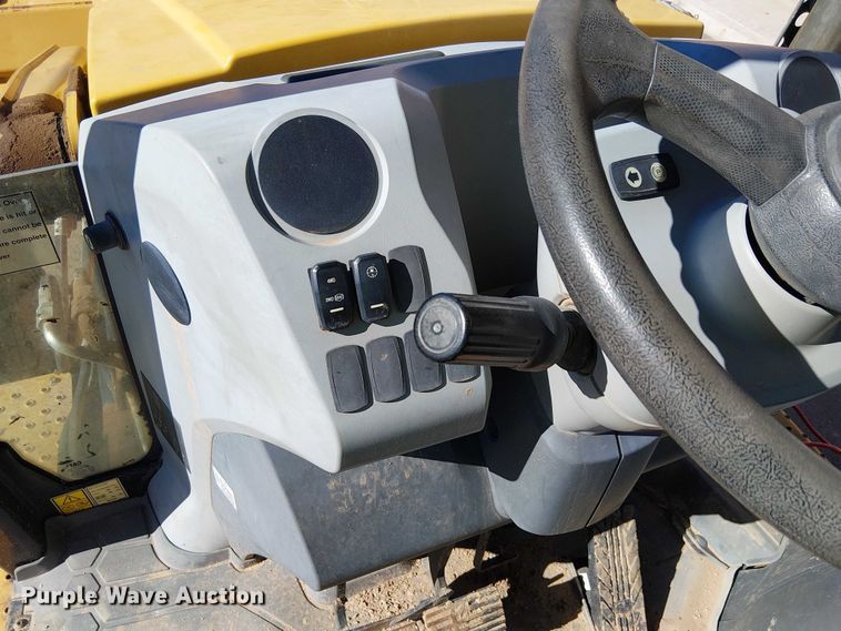 image for item EE5016 2020 Caterpillar 420F2 ST backhoe