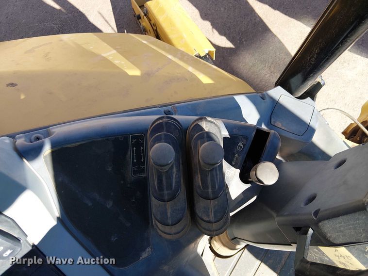 image for item EE5016 2020 Caterpillar 420F2 ST backhoe