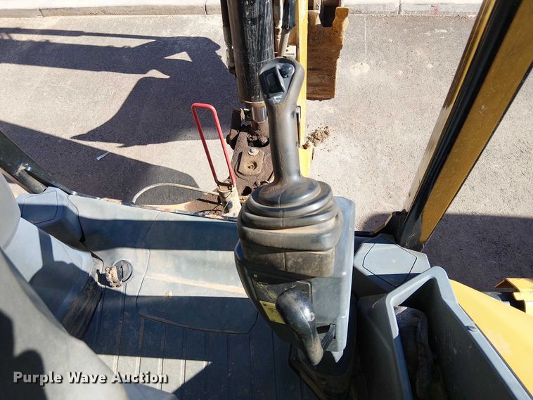 image for item EE5016 2020 Caterpillar 420F2 ST backhoe