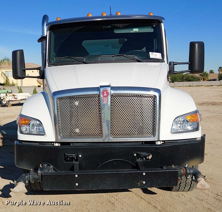 image for item EE5018 2024 Kenworth T480 water truck