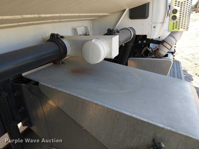 image for item EE5018 2024 Kenworth T480 water truck