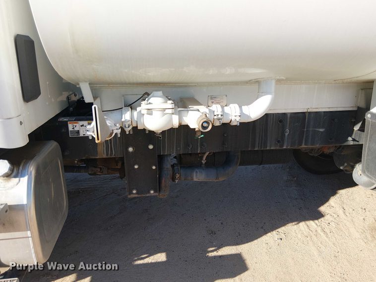 image for item EE5018 2024 Kenworth T480 water truck