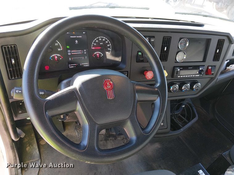 image for item EE5018 2024 Kenworth T480 water truck