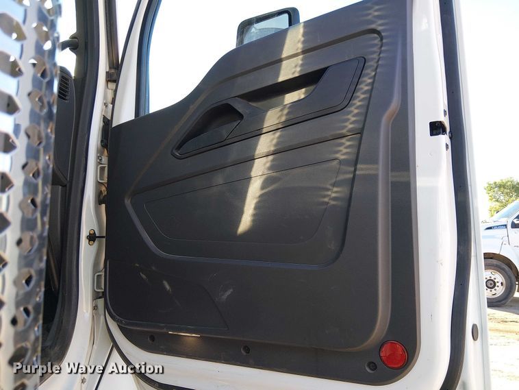 image for item EE5018 2024 Kenworth T480 water truck