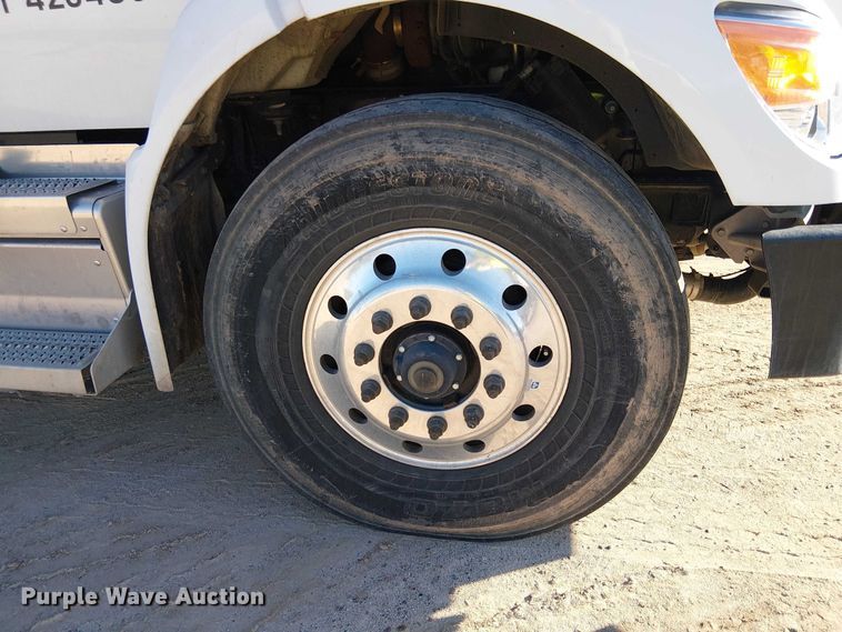 image for item EE5018 2024 Kenworth T480 water truck